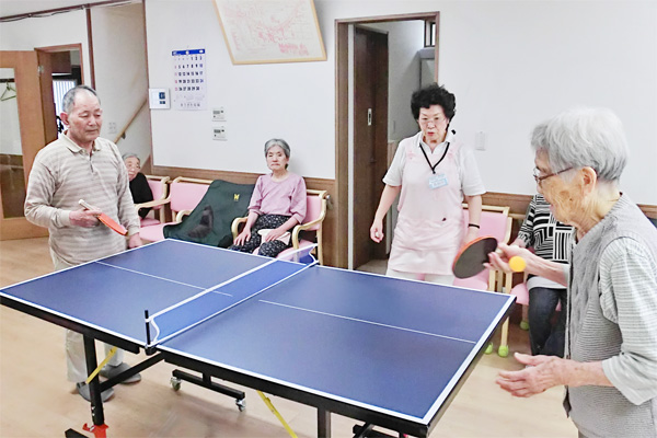 グループホーム 卓球